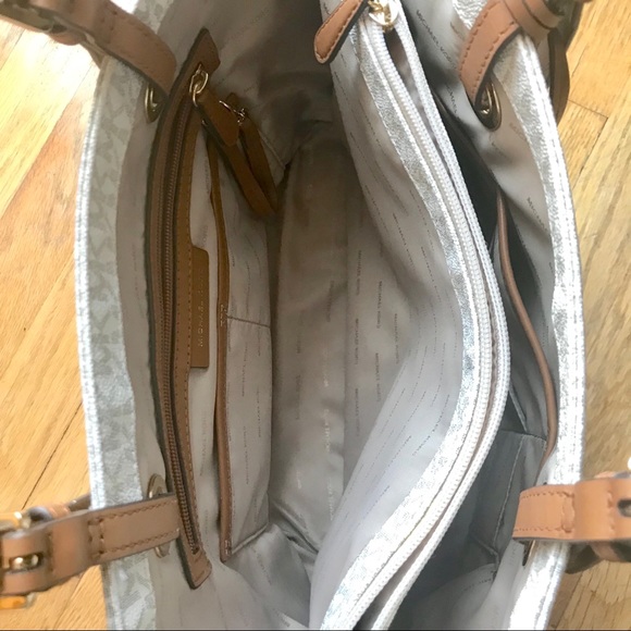 Michael Kors Tote - Picture 6 of 8